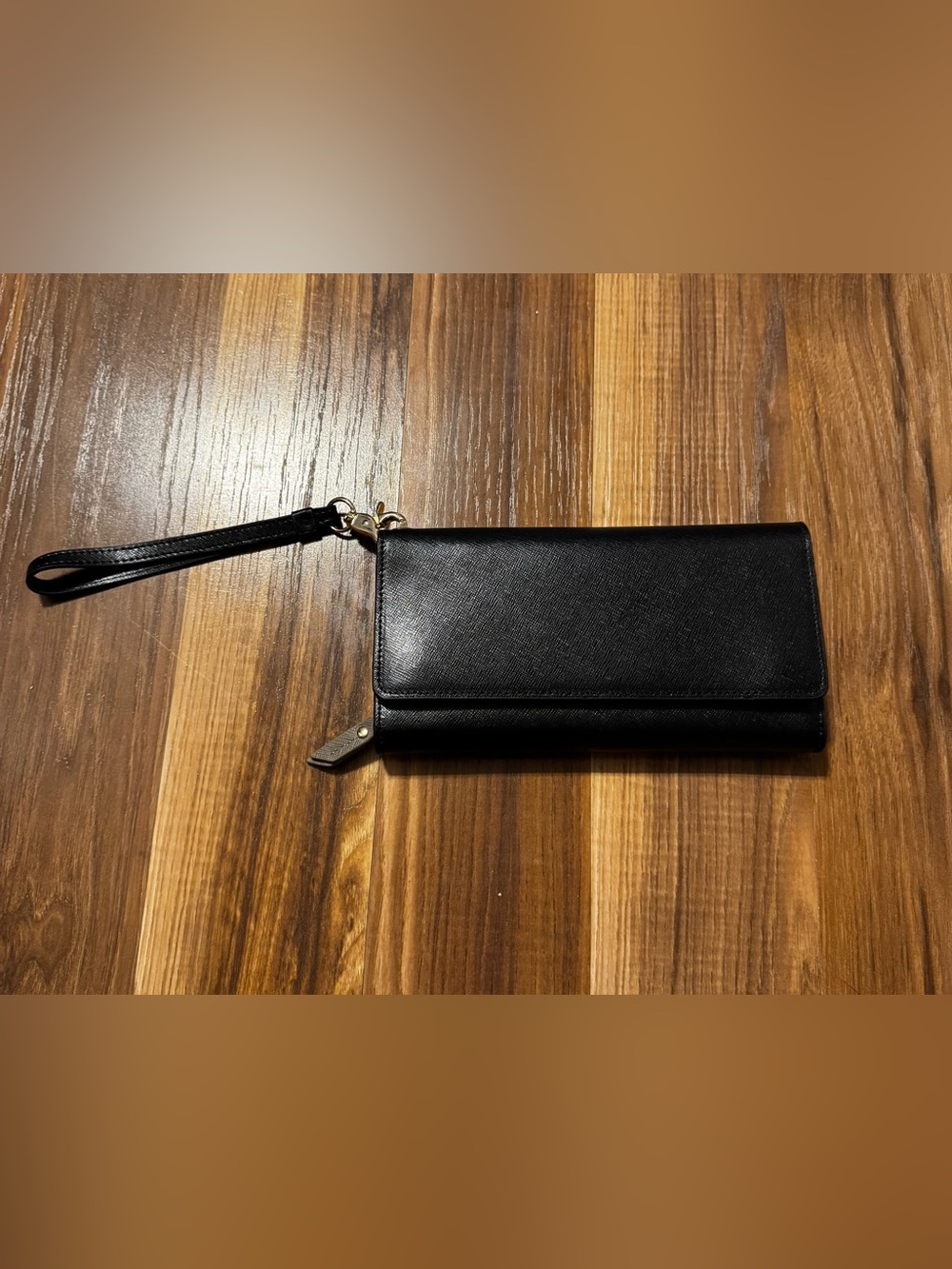 🚨 VINTAGE NEIMAN MARCUS Black Women's Wristlet Wallet - Classic Saffiano Style